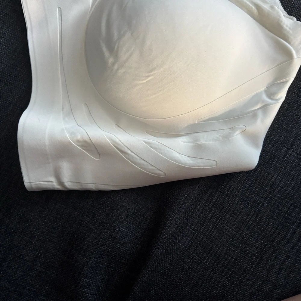 Full-Coverage Bra - Picture 4 of 6